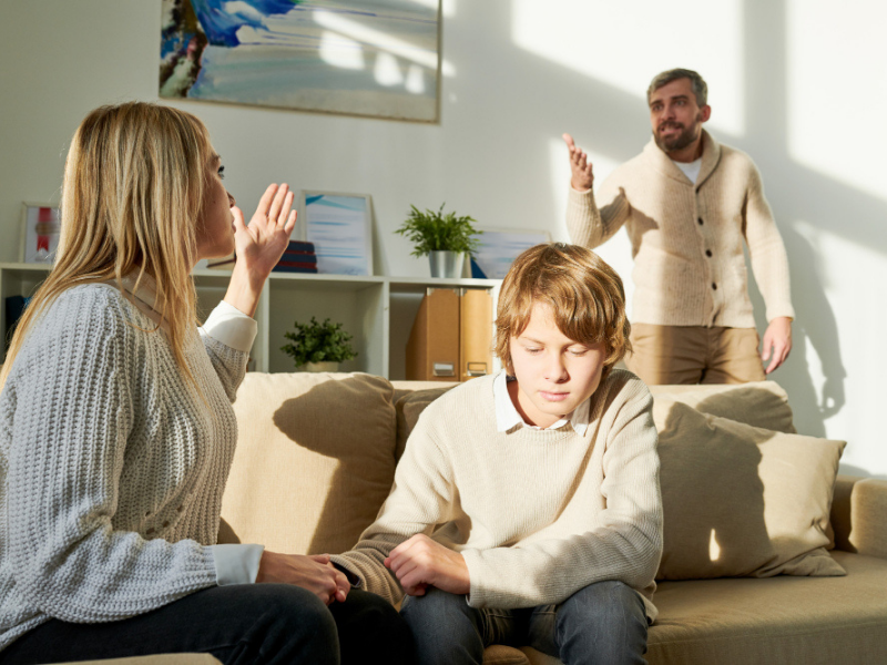 relaciones familiares conflictivas
